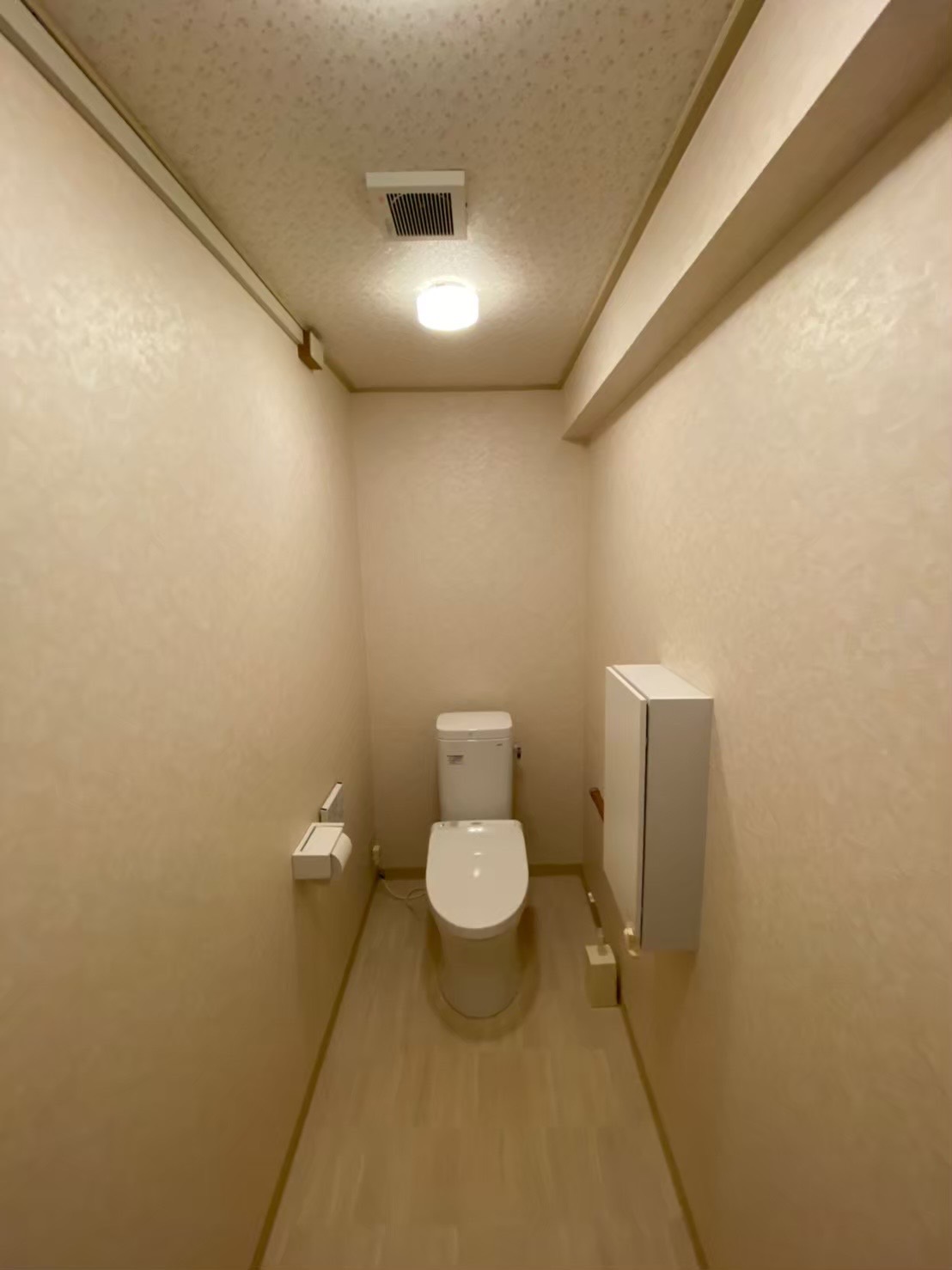 マンション＞トイレ改修工事　写真２枚