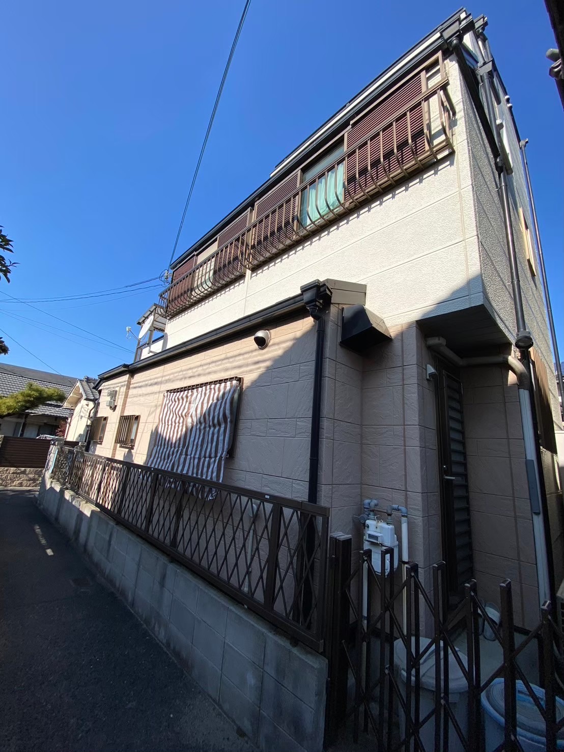 戸建て＞外壁改修工事　写真4枚