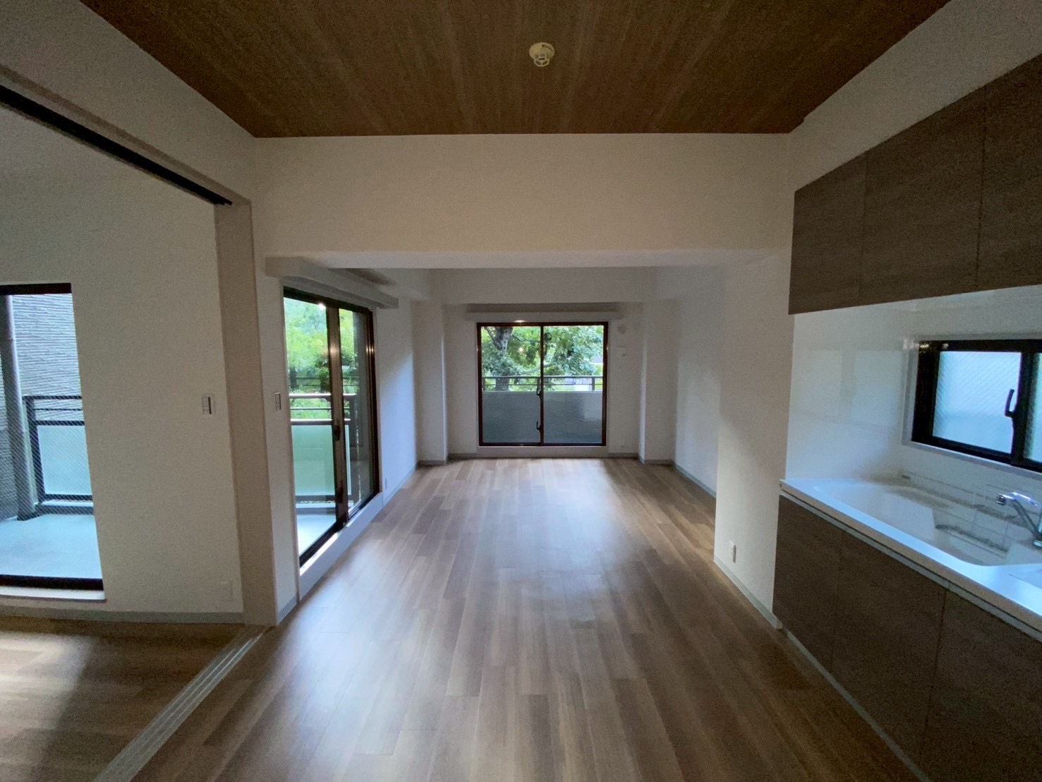 マンション＞内装改修工事　写真４枚