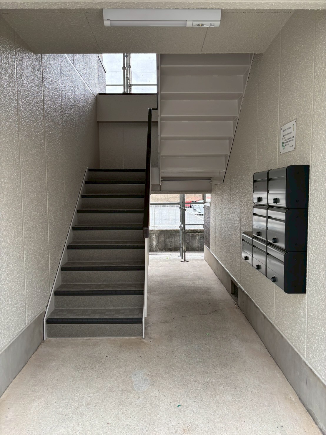 マンション＞外壁塗装工事　写真４枚