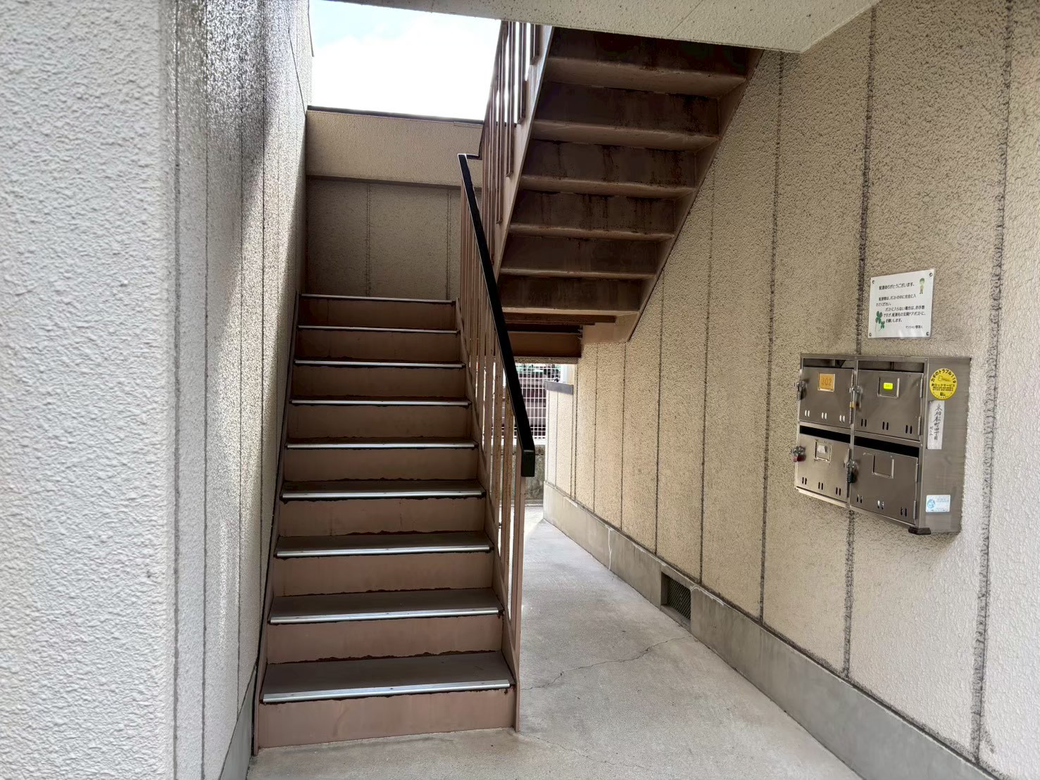 マンション＞外壁塗装工事　写真４枚