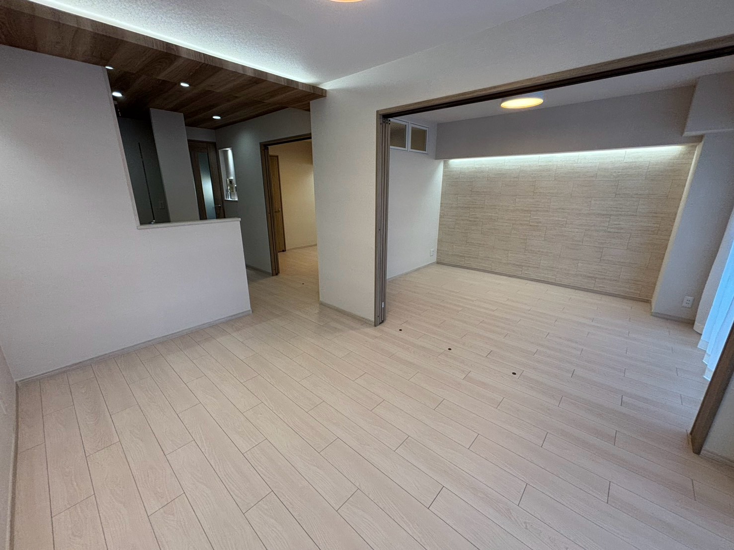 マンション＞内装改修工事　写真４枚